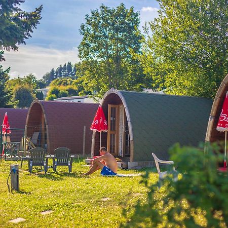 Camping Le Pommier Rustique Hotel Yvoir Exterior photo