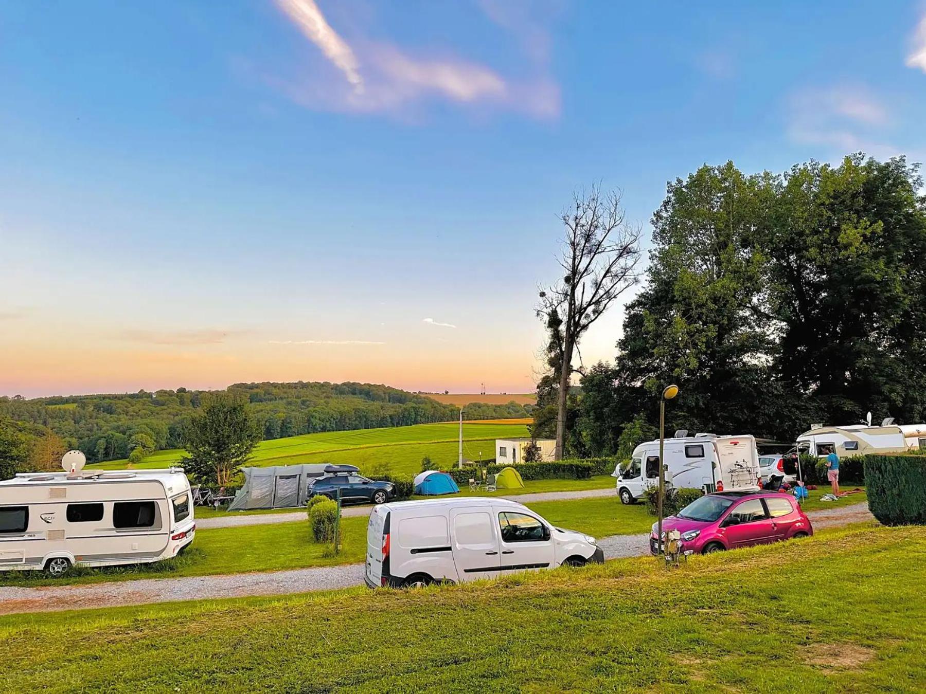 Camping Le Pommier Rustique Hotel Yvoir Exterior photo