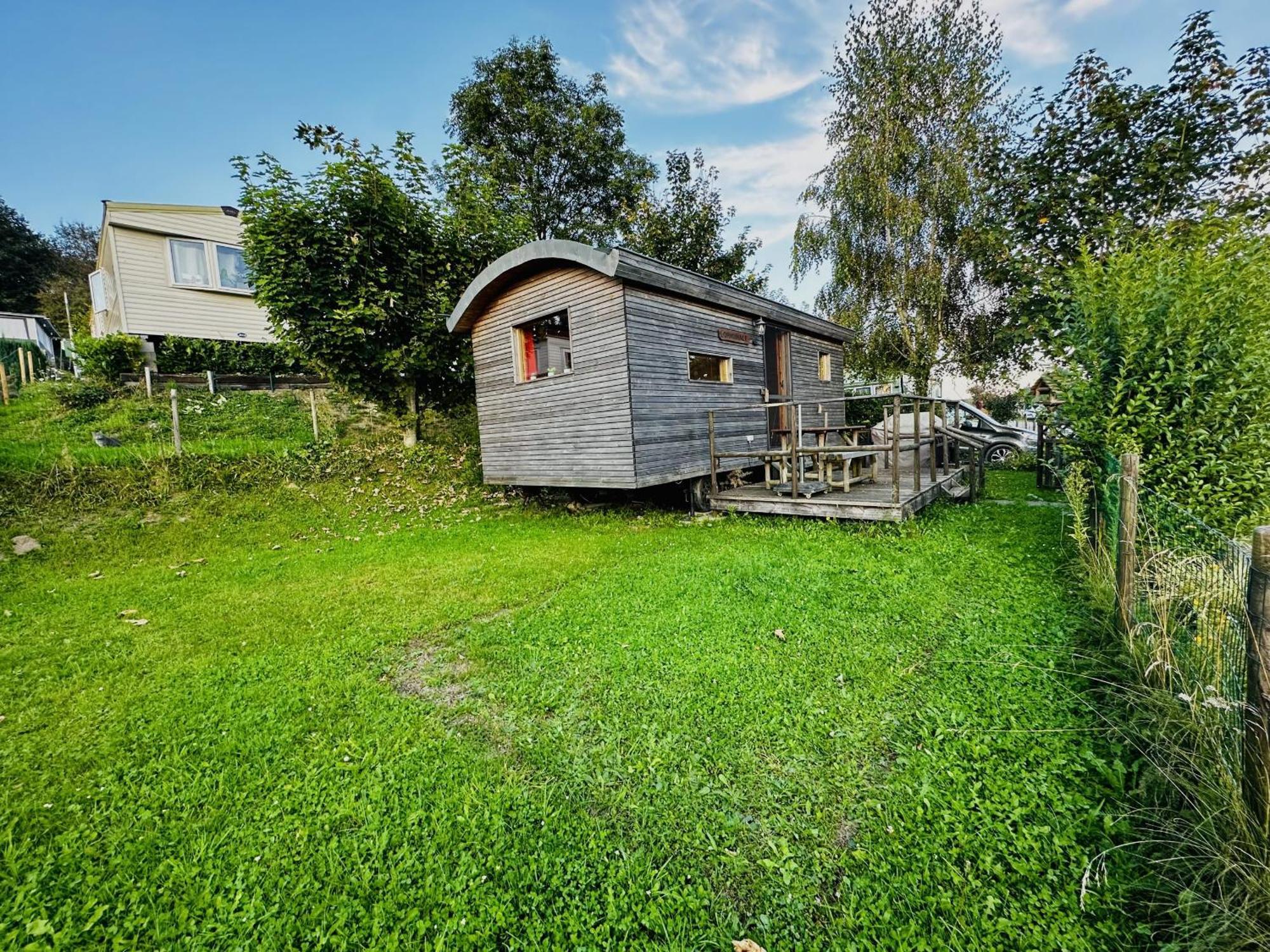 Camping Le Pommier Rustique Hotel Yvoir Exterior photo